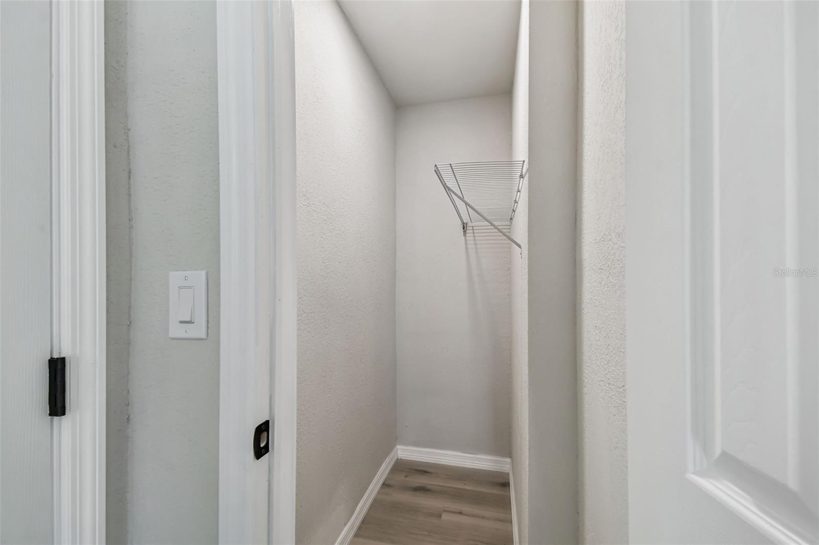 Image 38 of 48 For 3915 Pearl Avenue