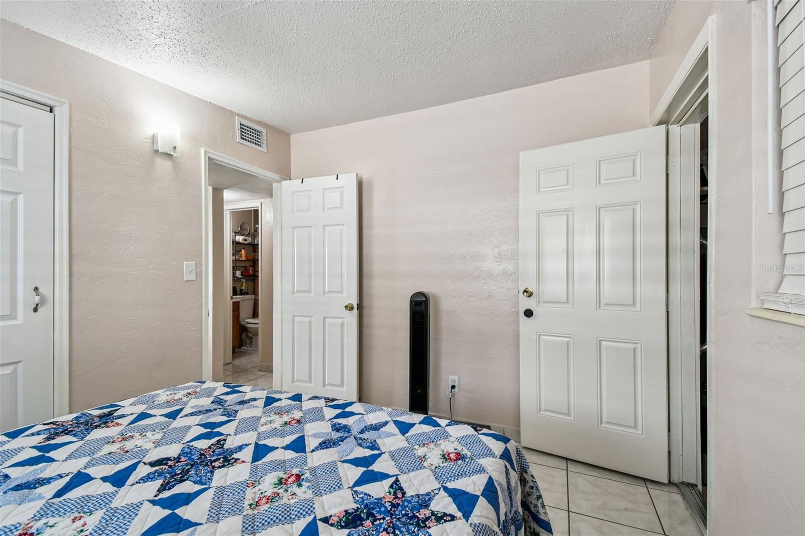 Image 21 of 64 For 3540 56th Avenue N