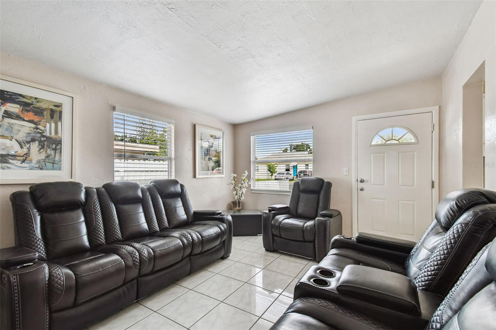Image 6 of 64 For 3540 56th Avenue N