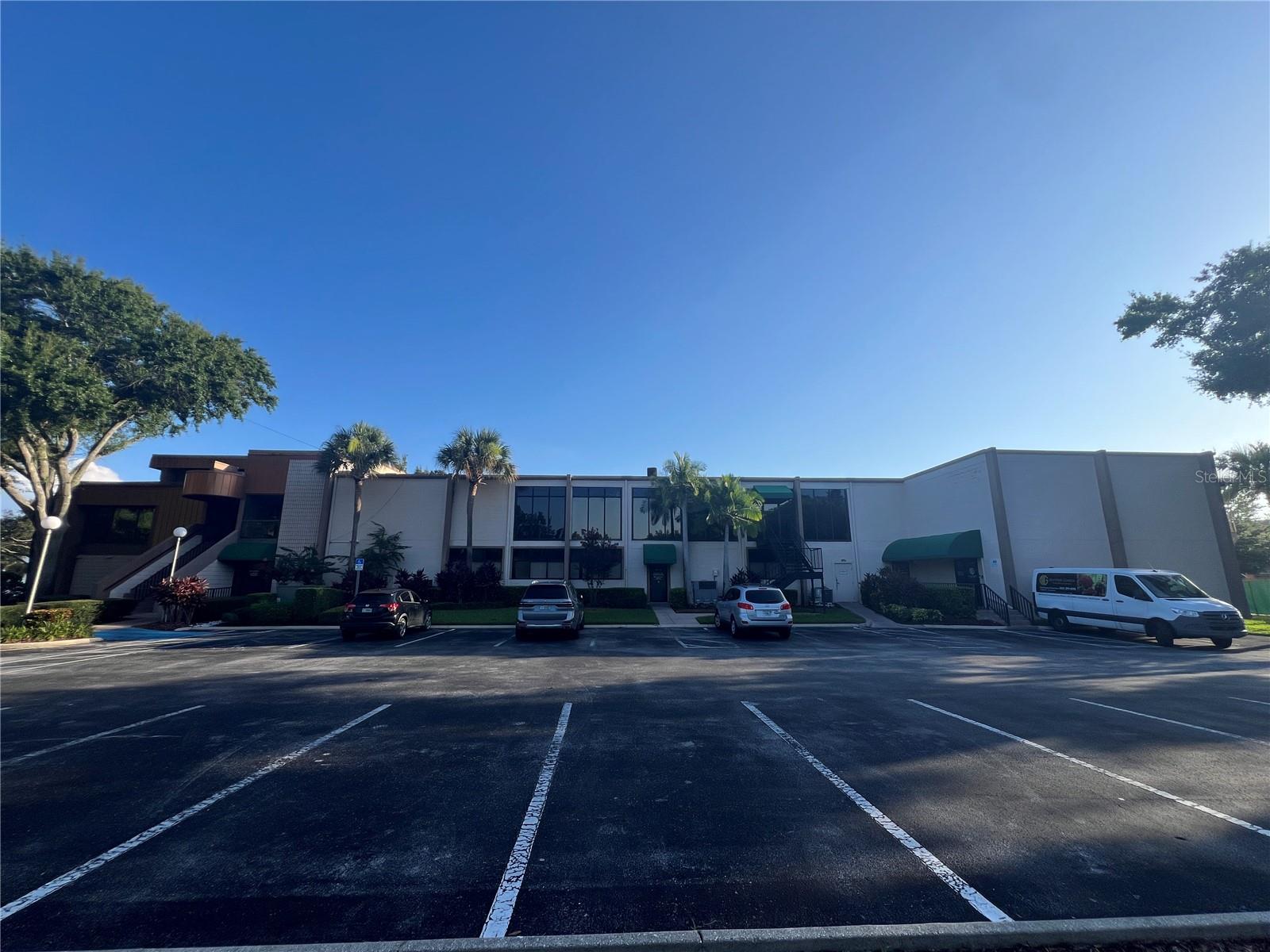 Image 4 of 35 For 7815 Dale Mabry Highway