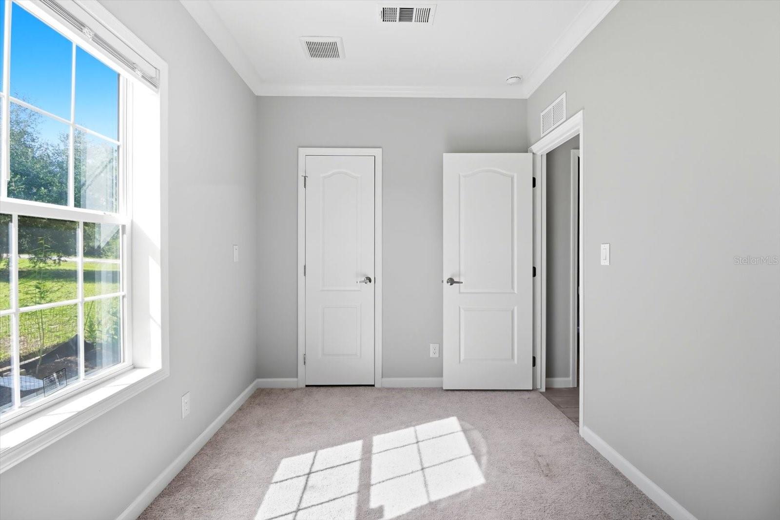 Image 32 of 45 For 8054 Shetland Lane