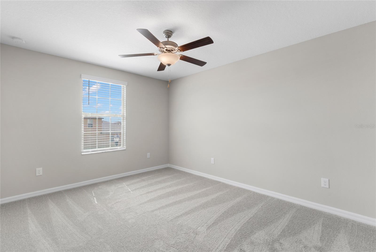 Image 14 of 23 For 15312 Miller Creek Drive
