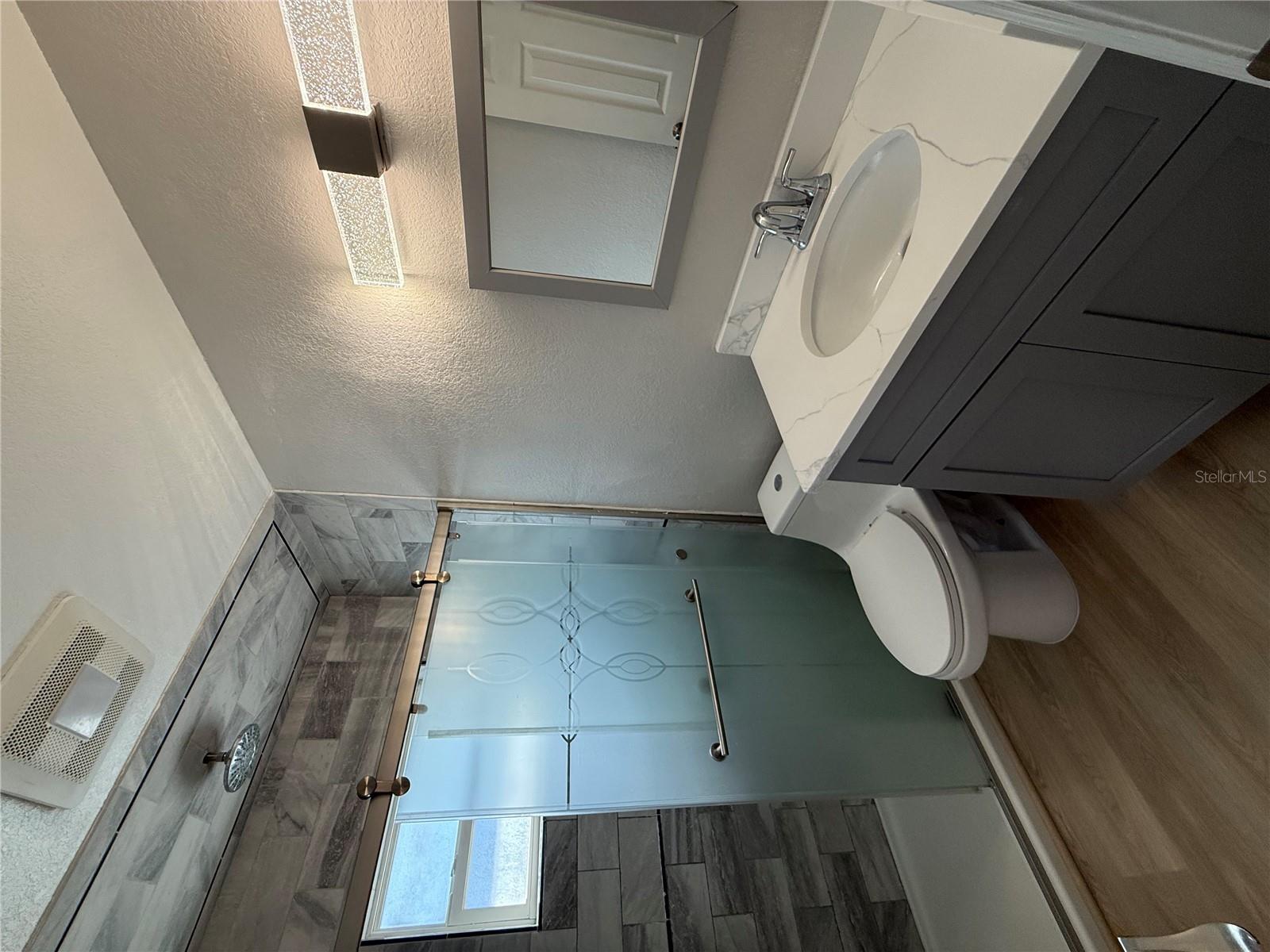 Image 16 of 24 For 6423 Skyline Court