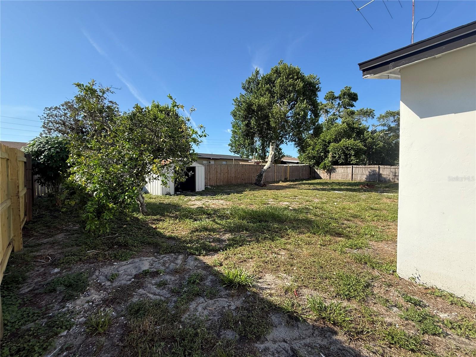 Image 4 of 24 For 6423 Skyline Court