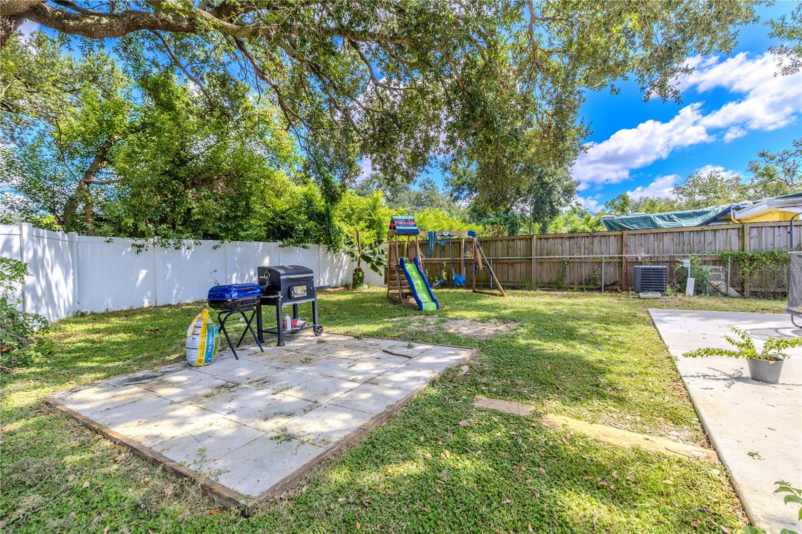 Image 32 of 39 For 4210 Sandalwood Circle S