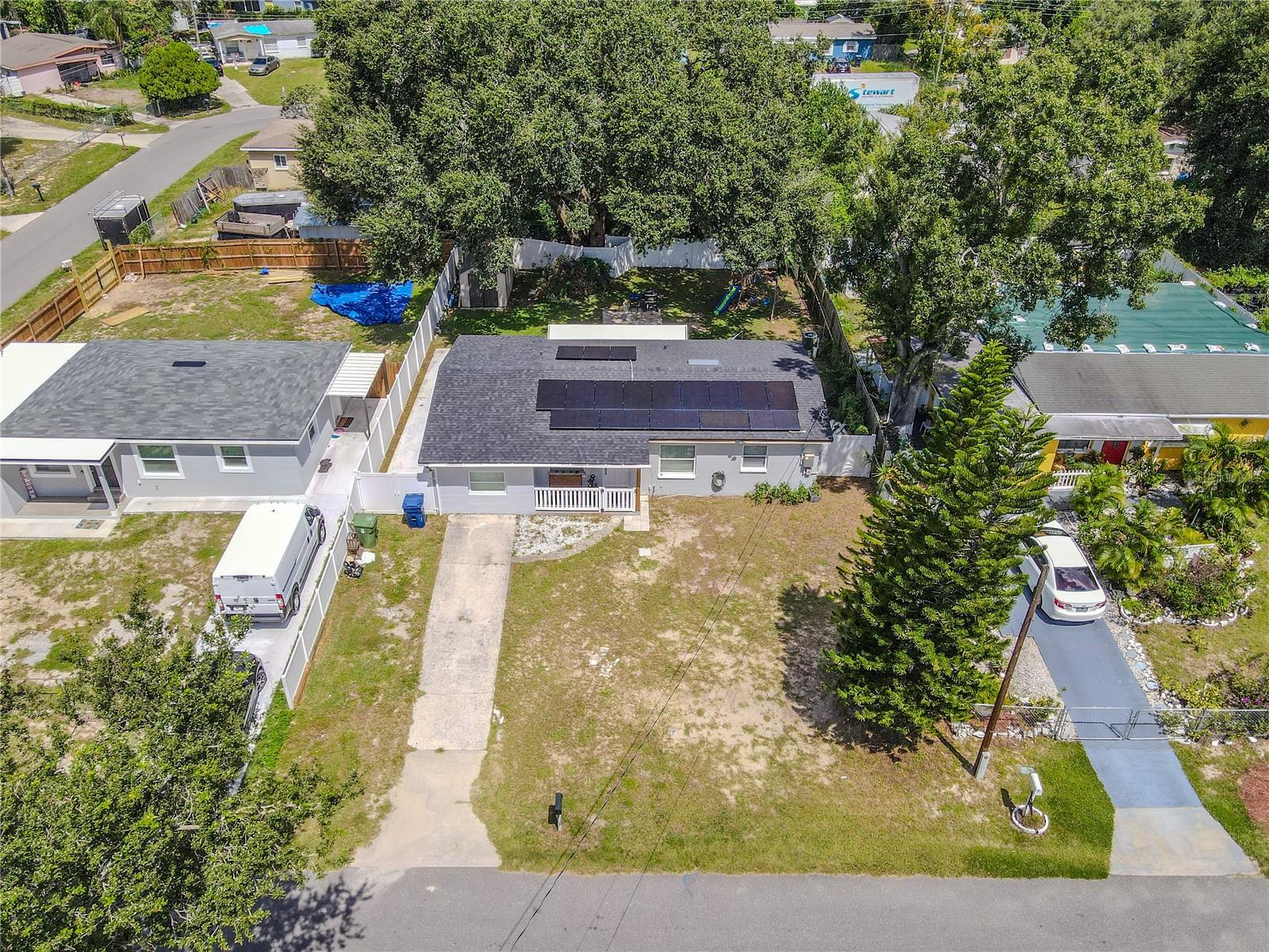Image 36 of 39 For 4210 Sandalwood Circle S