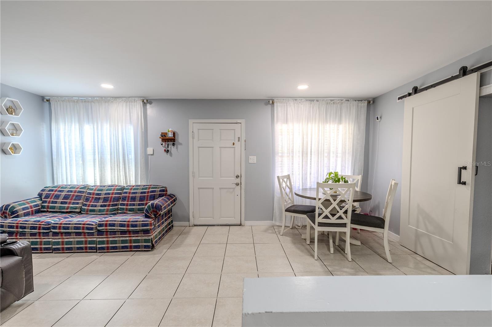 Image 7 of 39 For 4210 Sandalwood Circle S