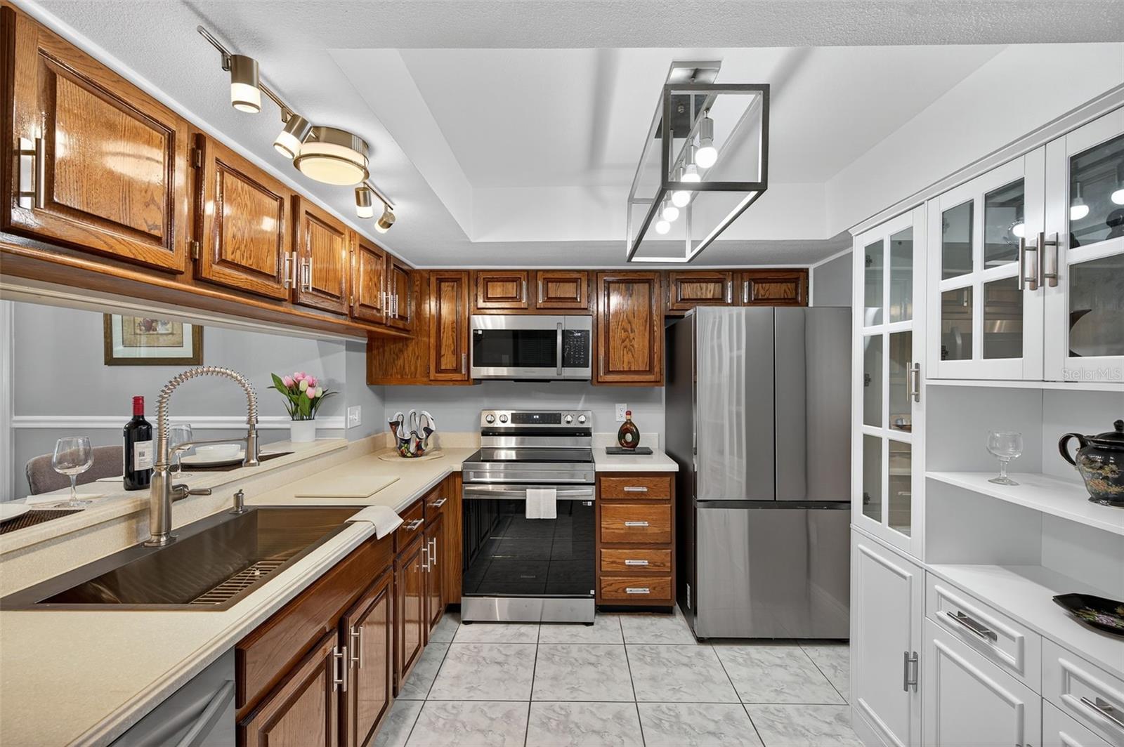 Image 10 of 54 For 2591 Countryside Boulevard 5107