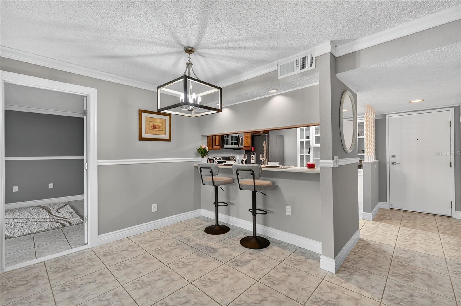 Image 17 of 54 For 2591 Countryside Boulevard 5107