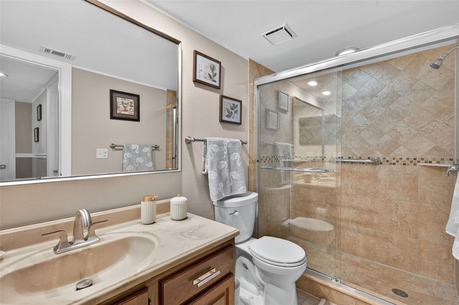 Image 23 of 54 For 2591 Countryside Boulevard 5107
