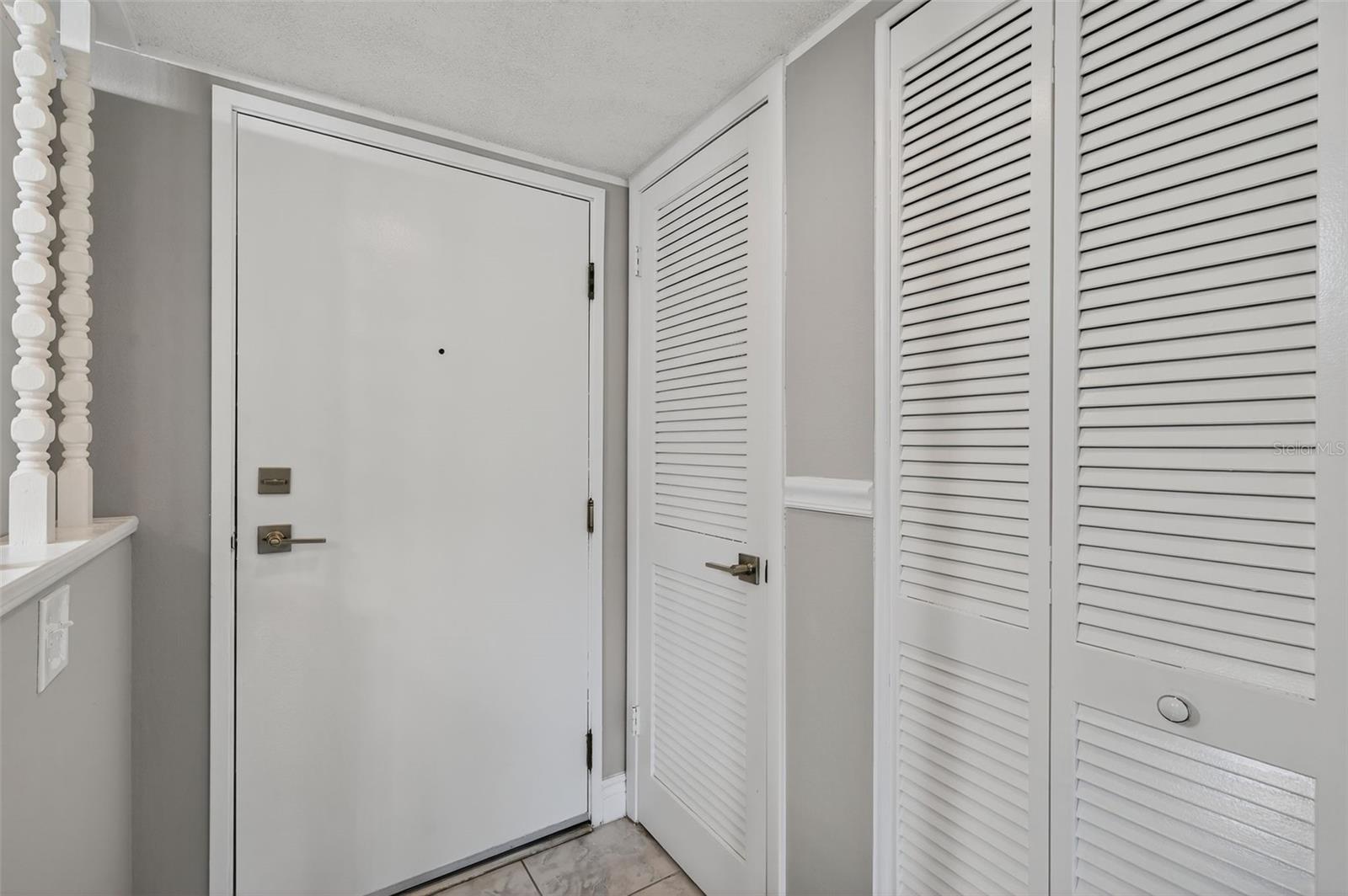 Image 9 of 54 For 2591 Countryside Boulevard 5107