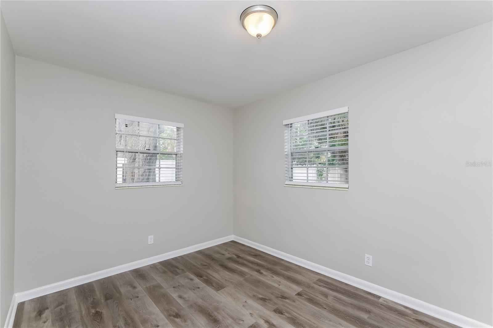 Image 13 of 16 For 4109 Bay Avenue