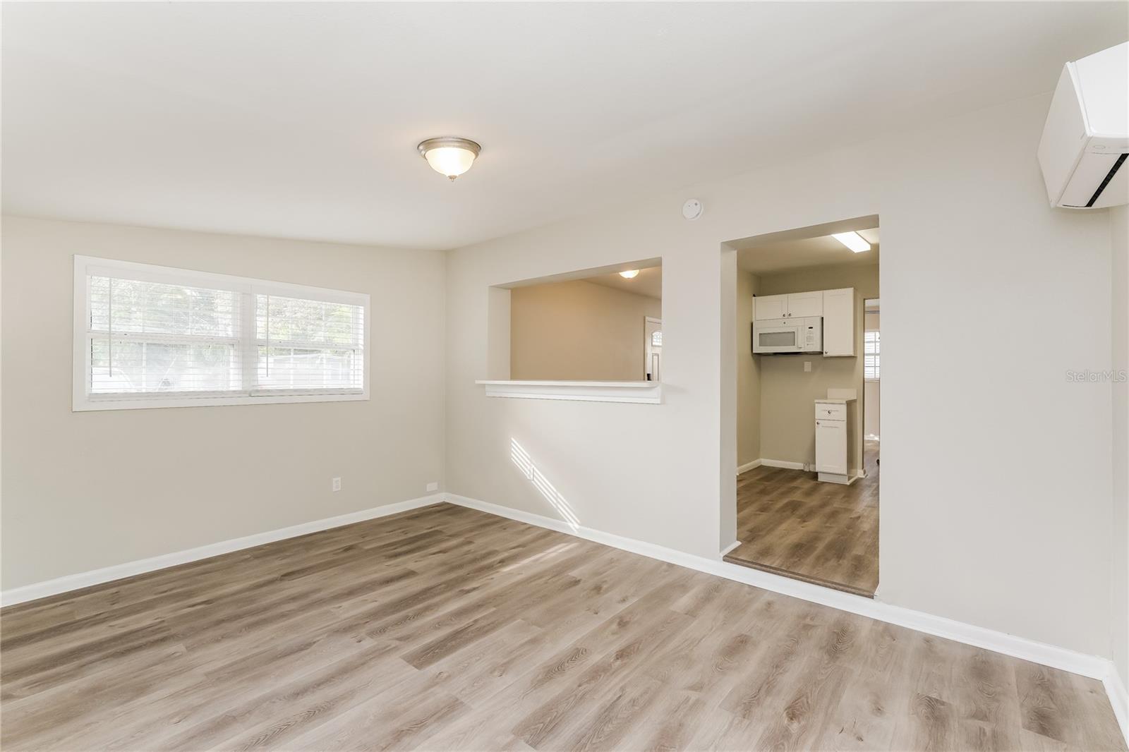 Image 4 of 16 For 4109 Bay Avenue