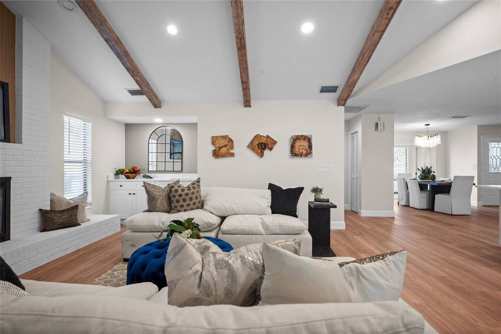Image 5 of 25 For 13903 Wolcott Drive