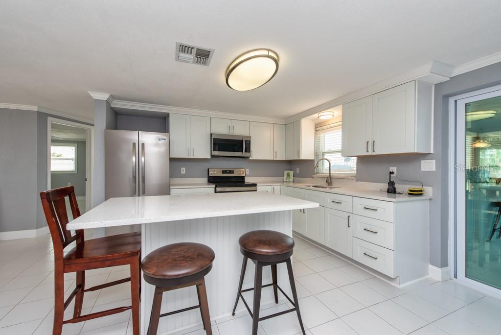 Image 11 of 50 For 13429 Lisa Drive