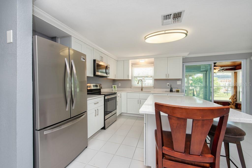 Image 13 of 50 For 13429 Lisa Drive