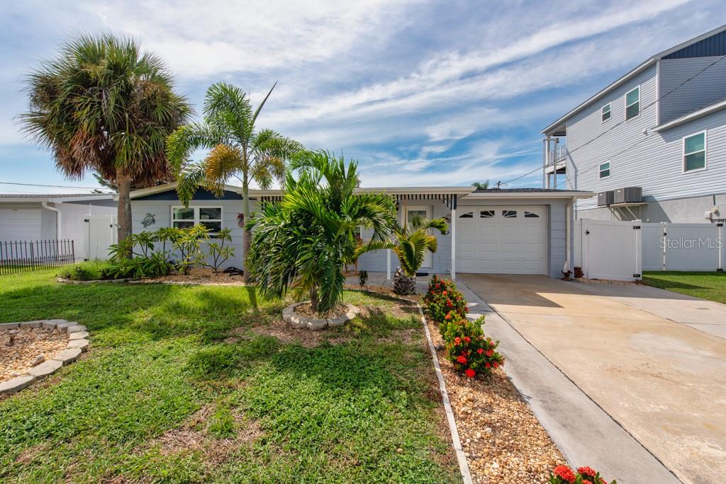 Image 37 of 50 For 13429 Lisa Drive