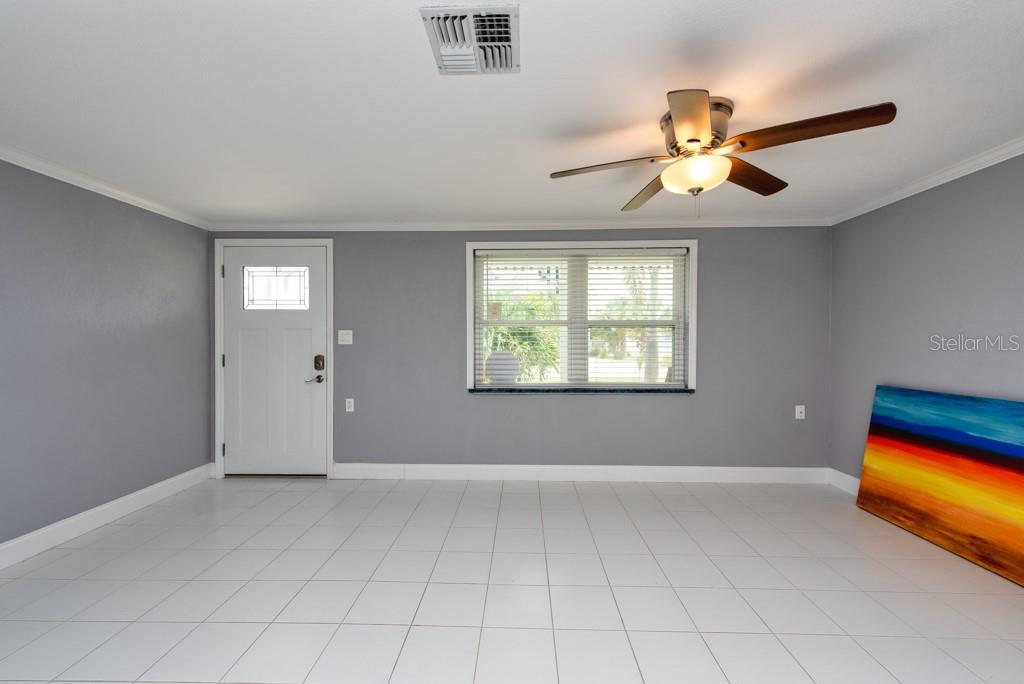 Image 8 of 50 For 13429 Lisa Drive
