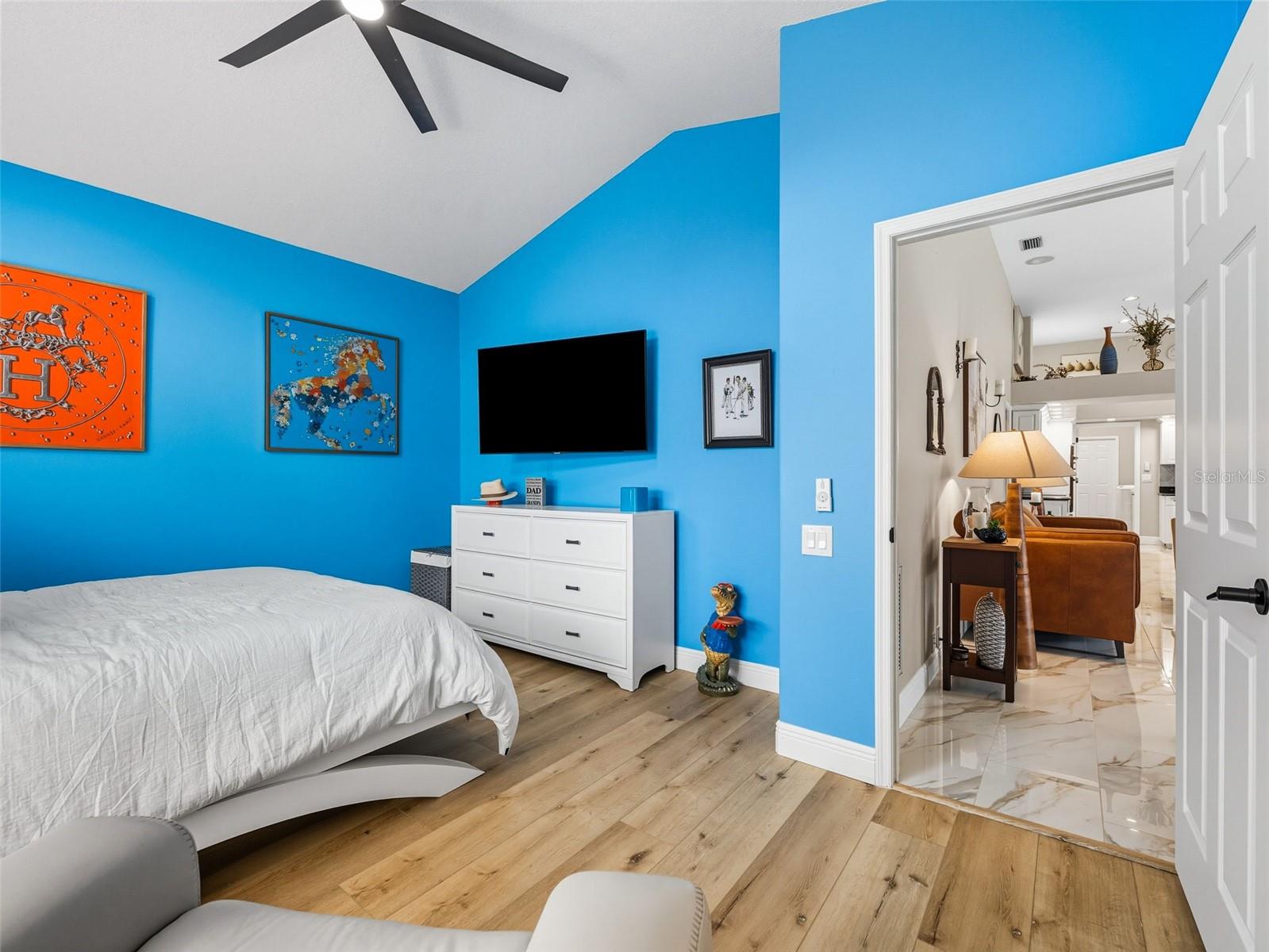 Listing photo id 19 for 16308 Colwood Drive