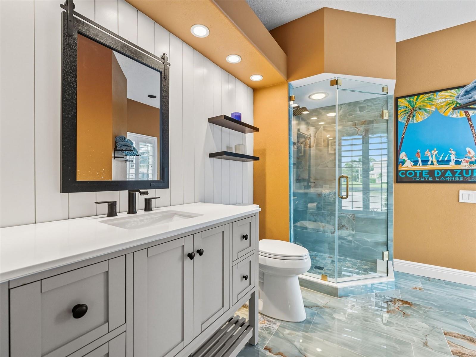 Listing photo id 20 for 16308 Colwood Drive