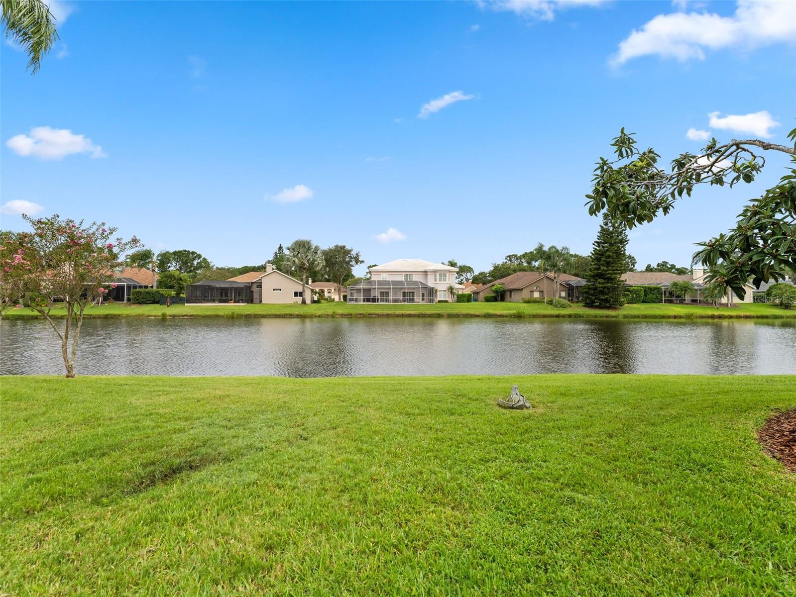 Listing photo id 37 for 16308 Colwood Drive
