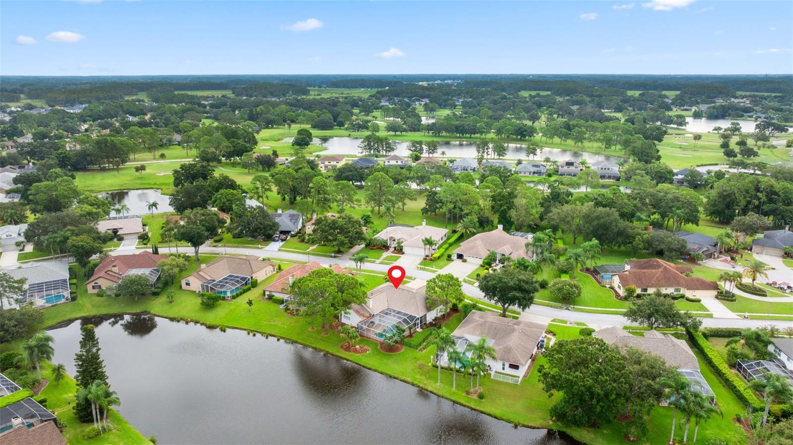 Listing photo id 42 for 16308 Colwood Drive