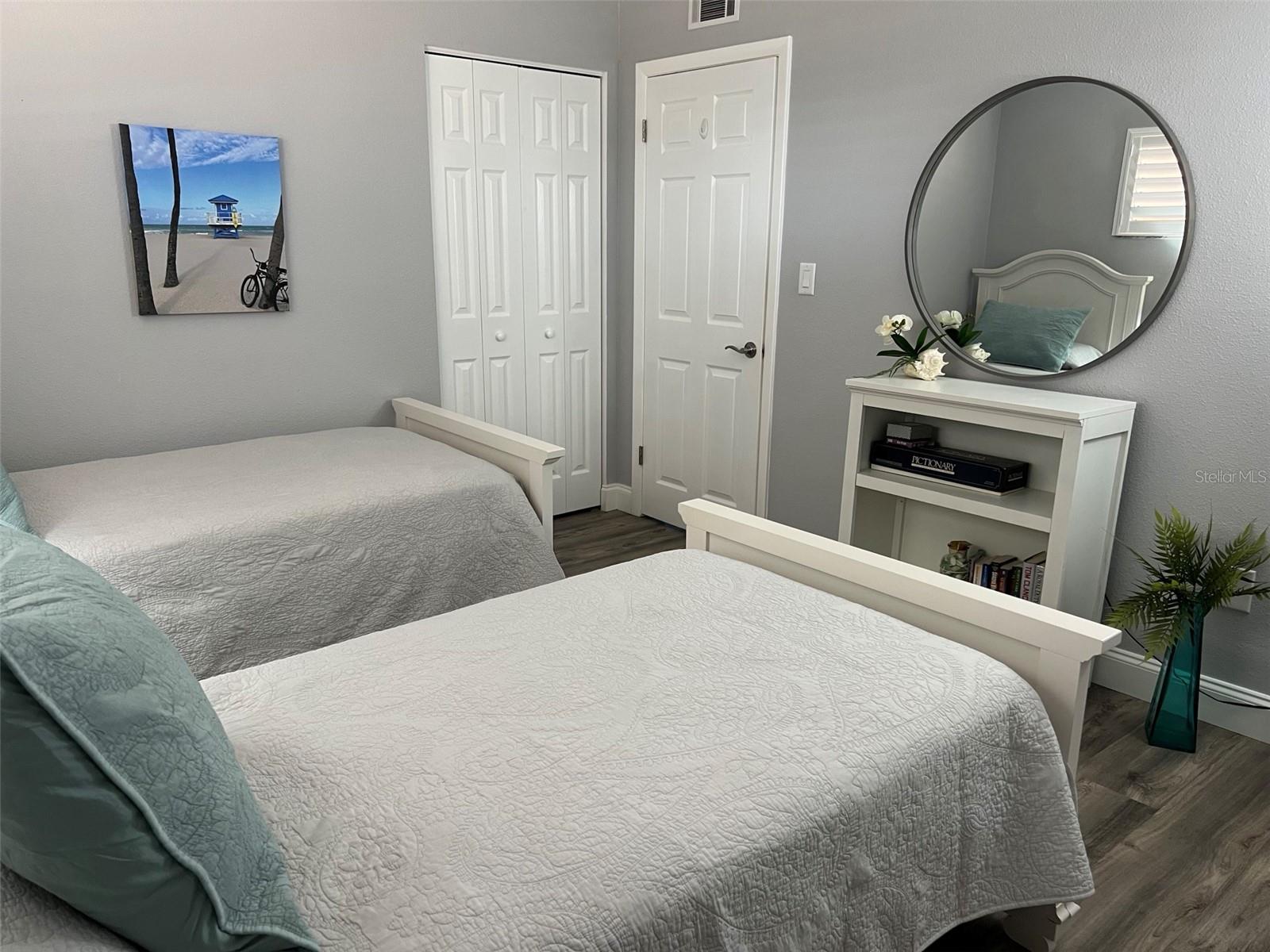 Image 14 of 21 For 1270 Gulf Boulevard 401