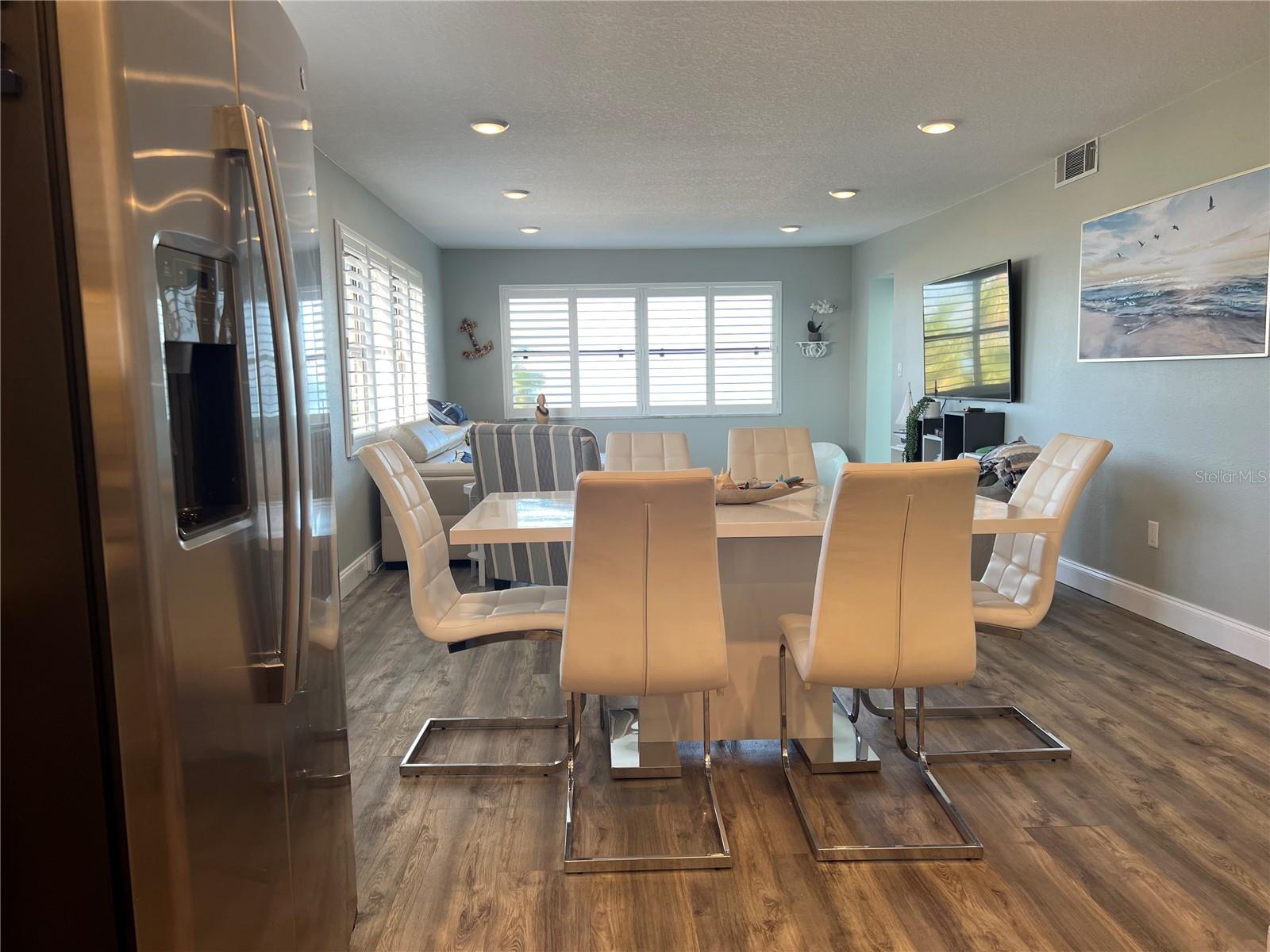 Image 5 of 21 For 1270 Gulf Boulevard 401