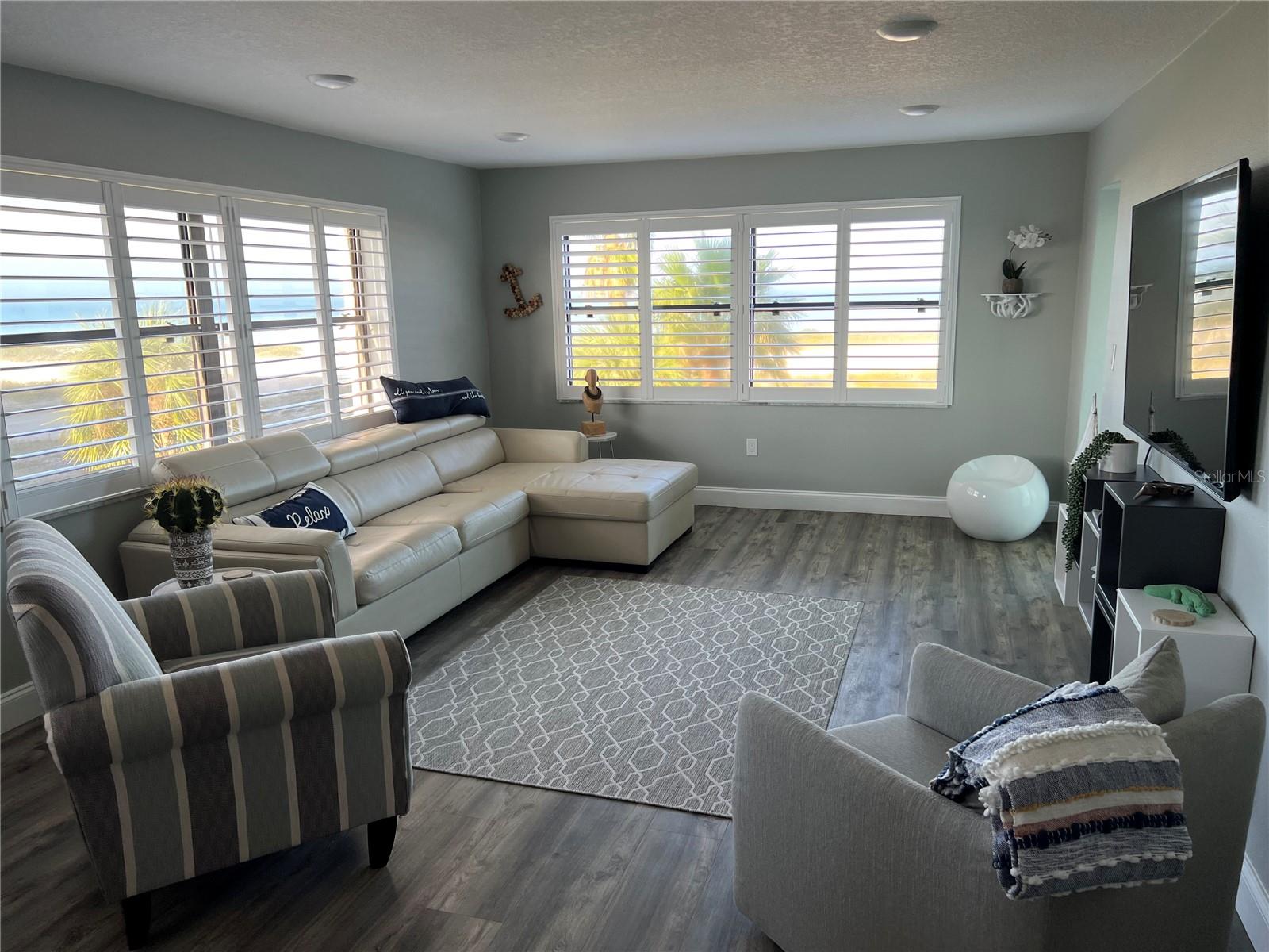 Image 7 of 21 For 1270 Gulf Boulevard 401