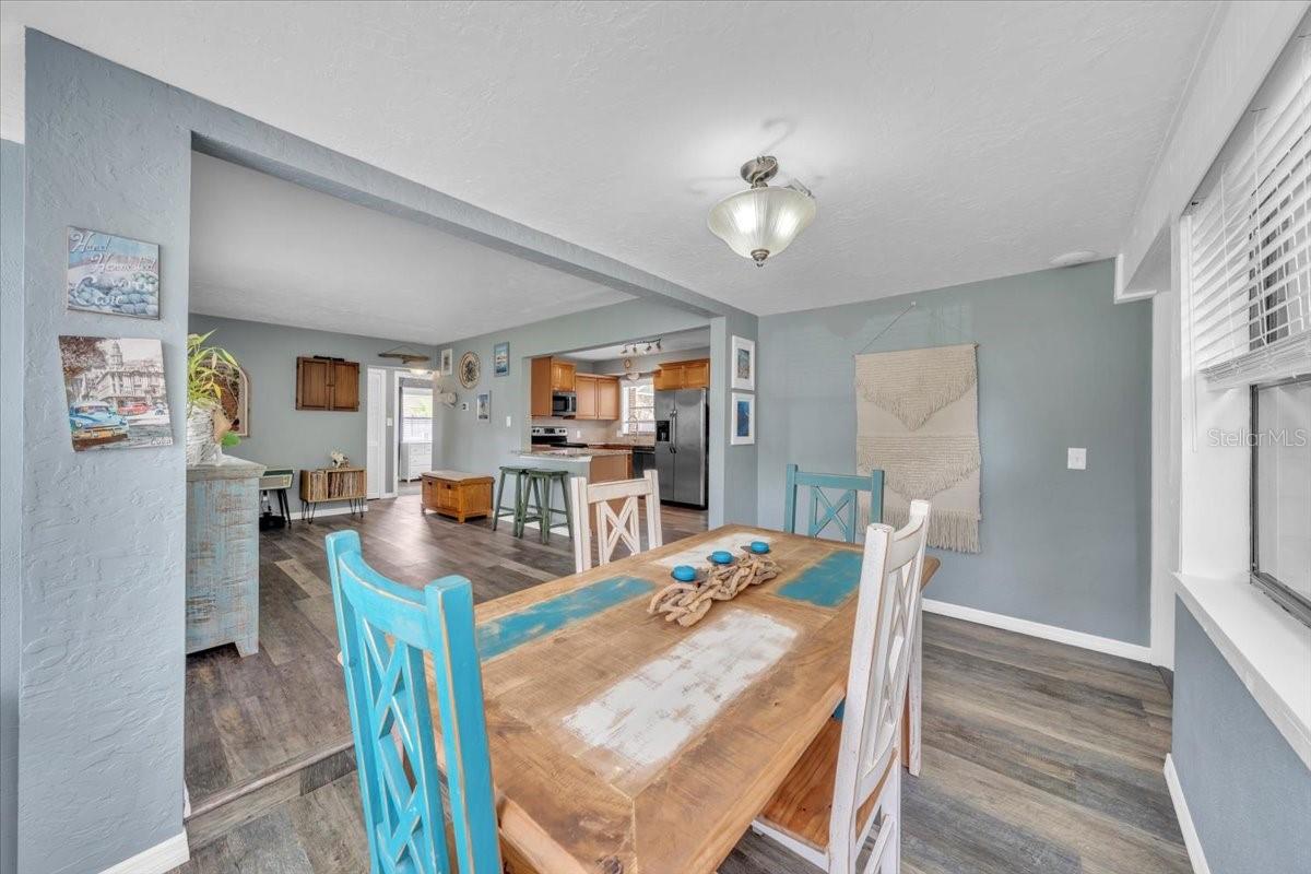 Image 11 of 57 For 2701 48th Avenue N