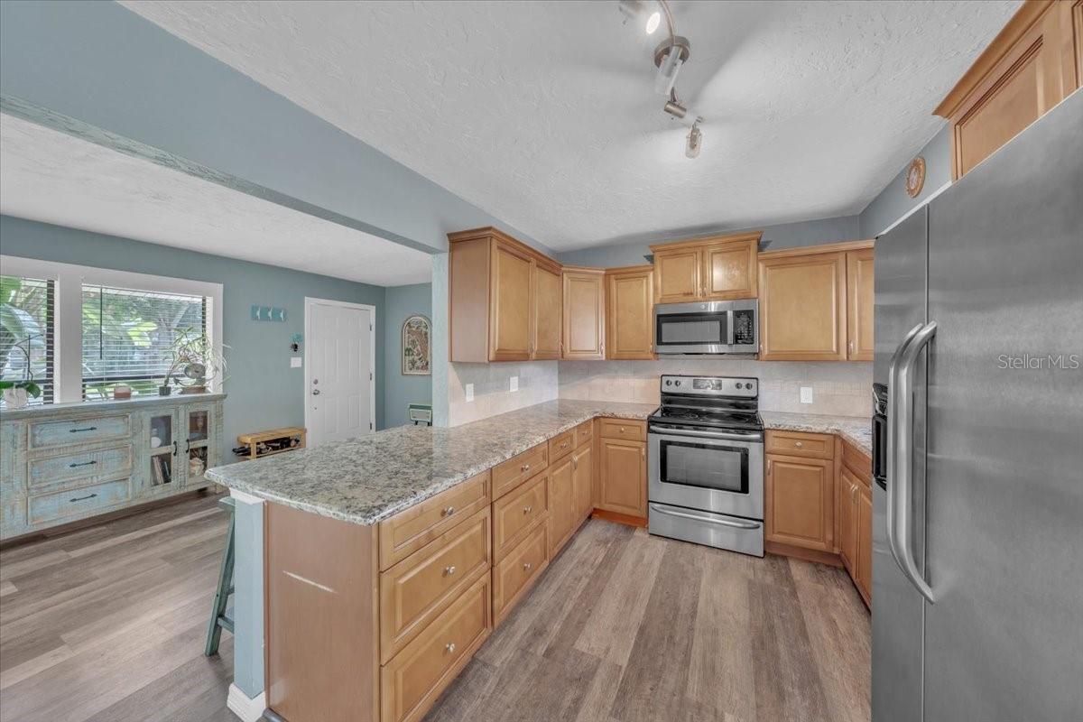Image 18 of 57 For 2701 48th Avenue N