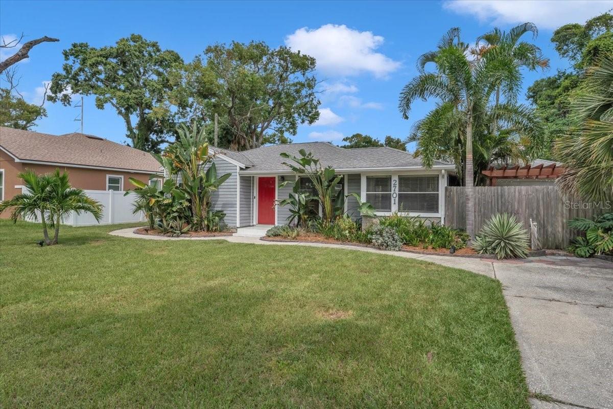 Image 2 of 57 For 2701 48th Avenue N