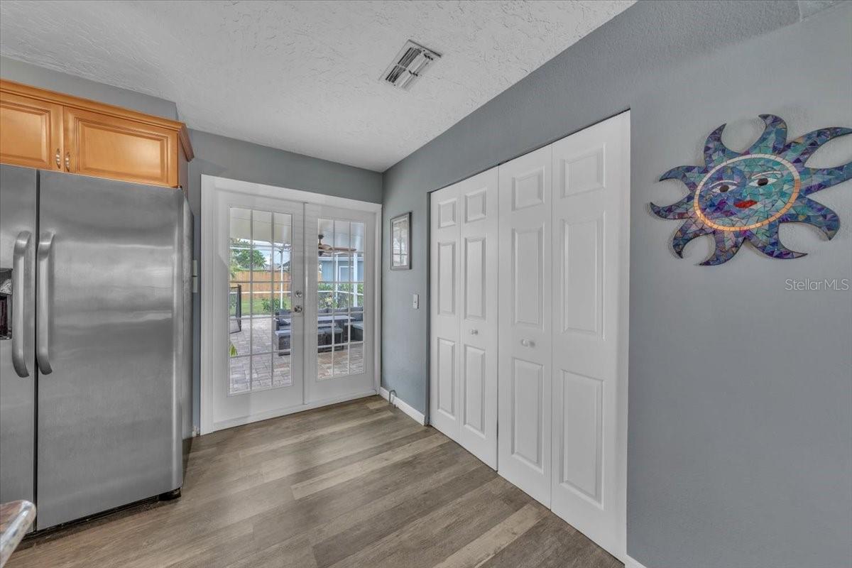 Image 20 of 57 For 2701 48th Avenue N