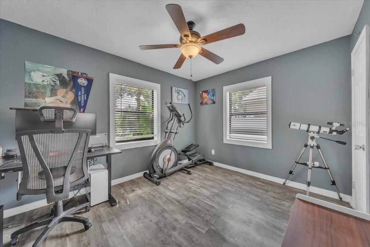 Image 34 of 57 For 2701 48th Avenue N