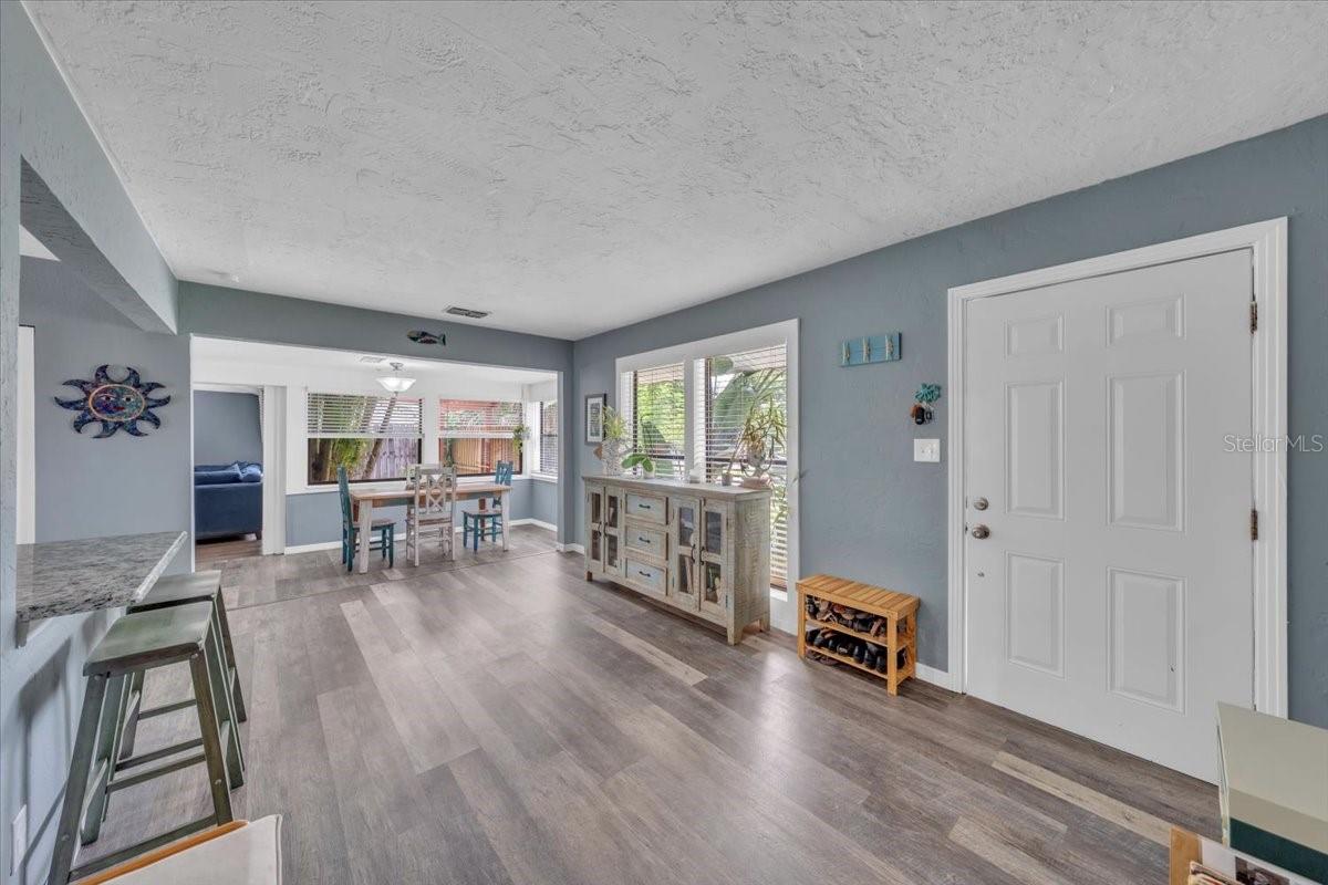 Image 7 of 57 For 2701 48th Avenue N