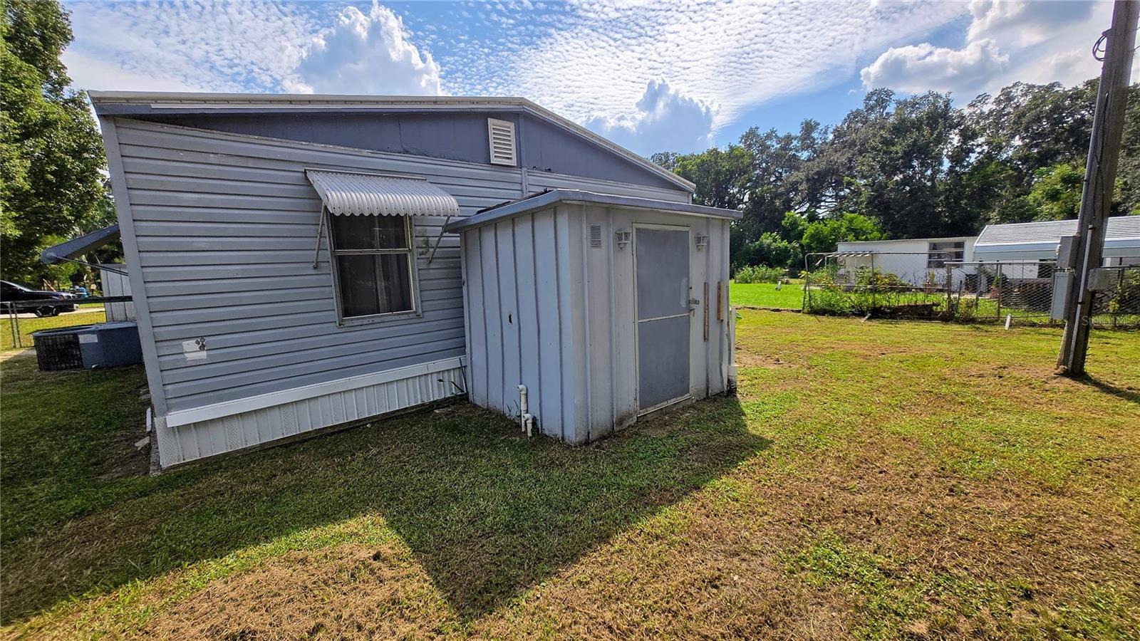 Image 8 of 29 For 36349 5 Acre Lane