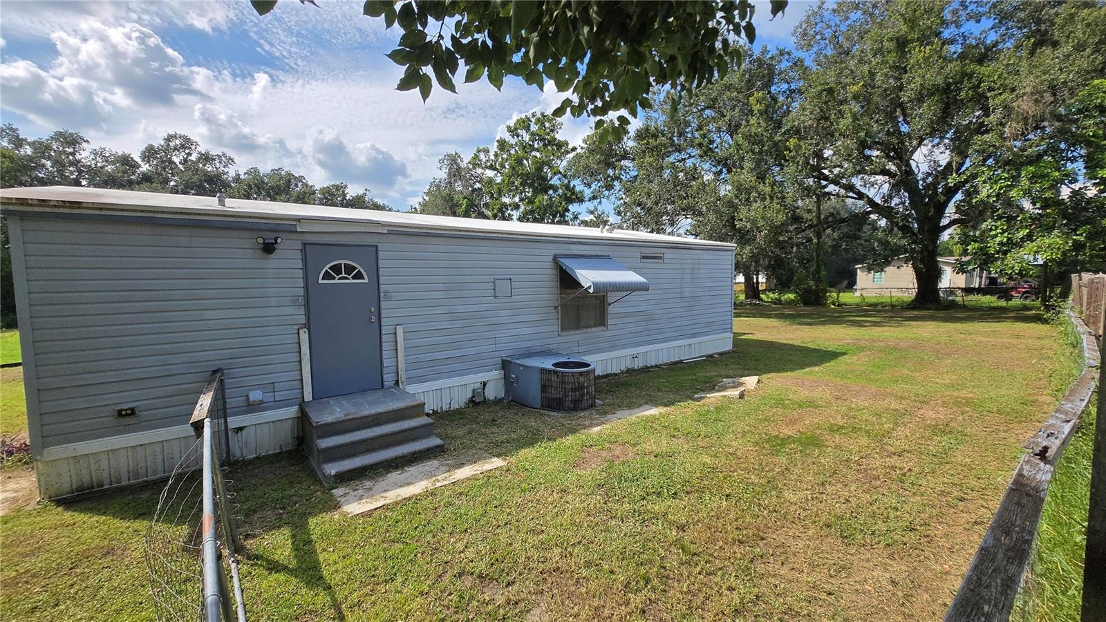 Image 9 of 29 For 36349 5 Acre Lane