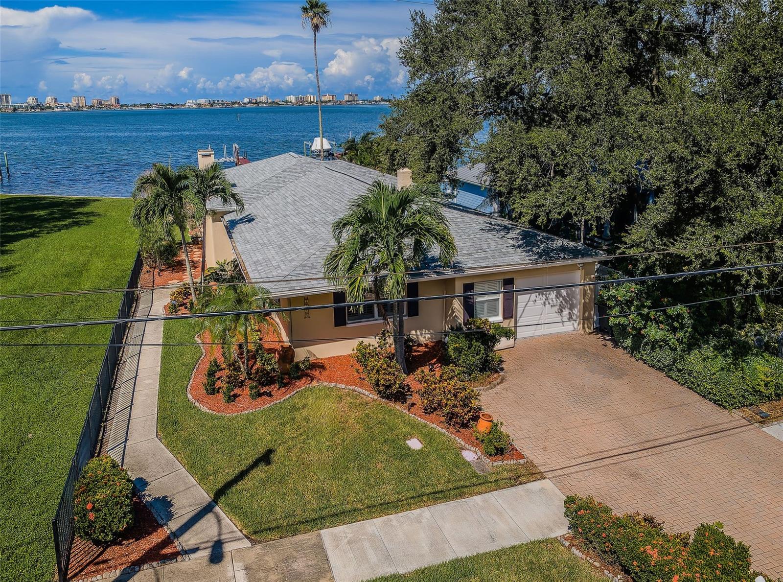 Details for 1748 Sunset Drive, CLEARWATER, FL 33755