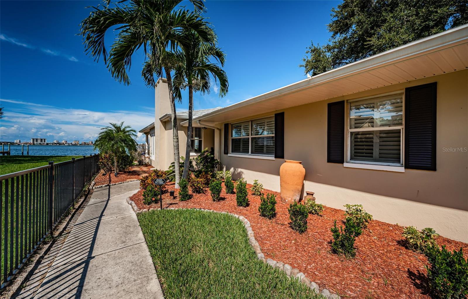 Image 12 of 61 For 1748 Sunset Drive