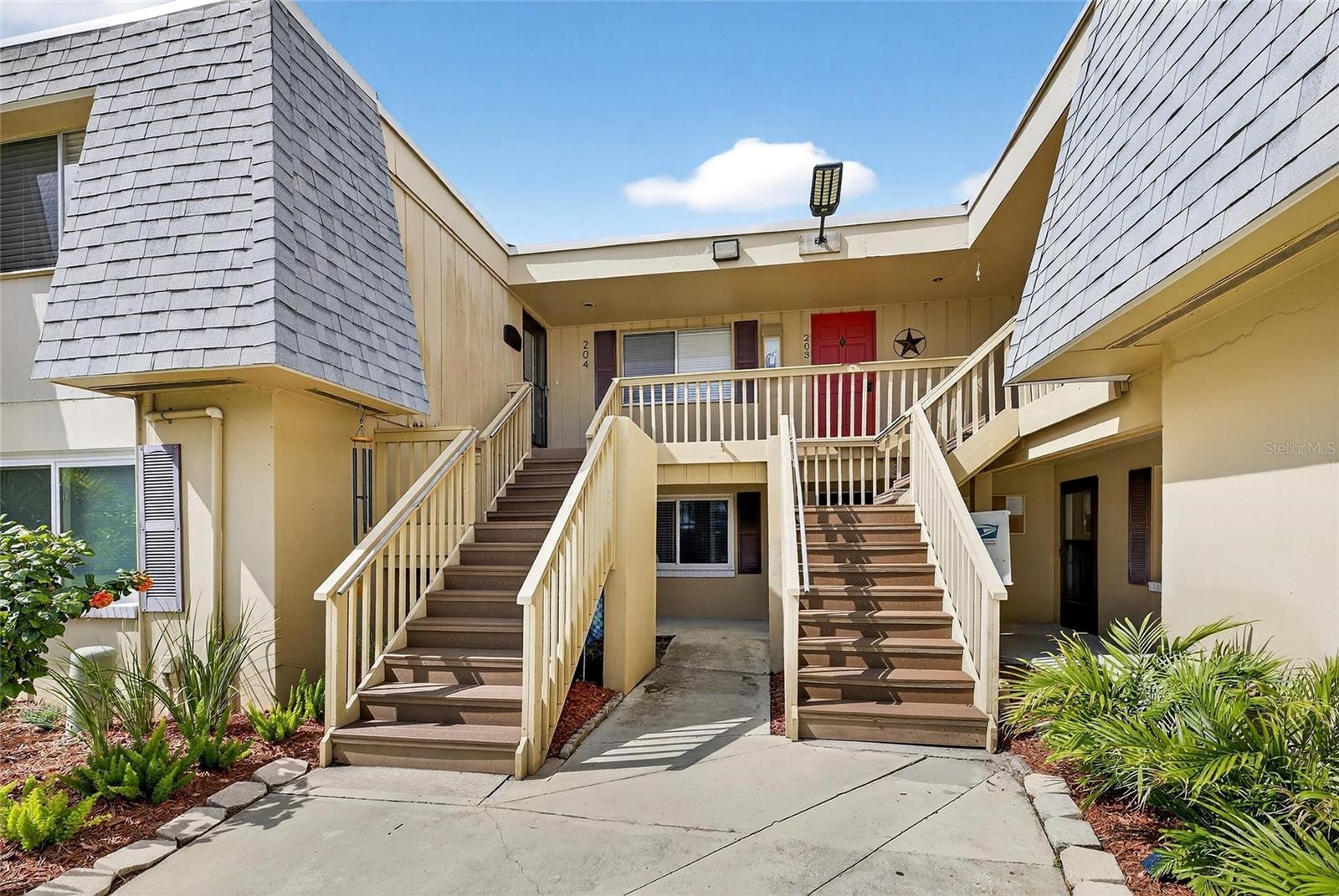 Image 5 of 61 For 1000 Apollo Beach Boulevard 204