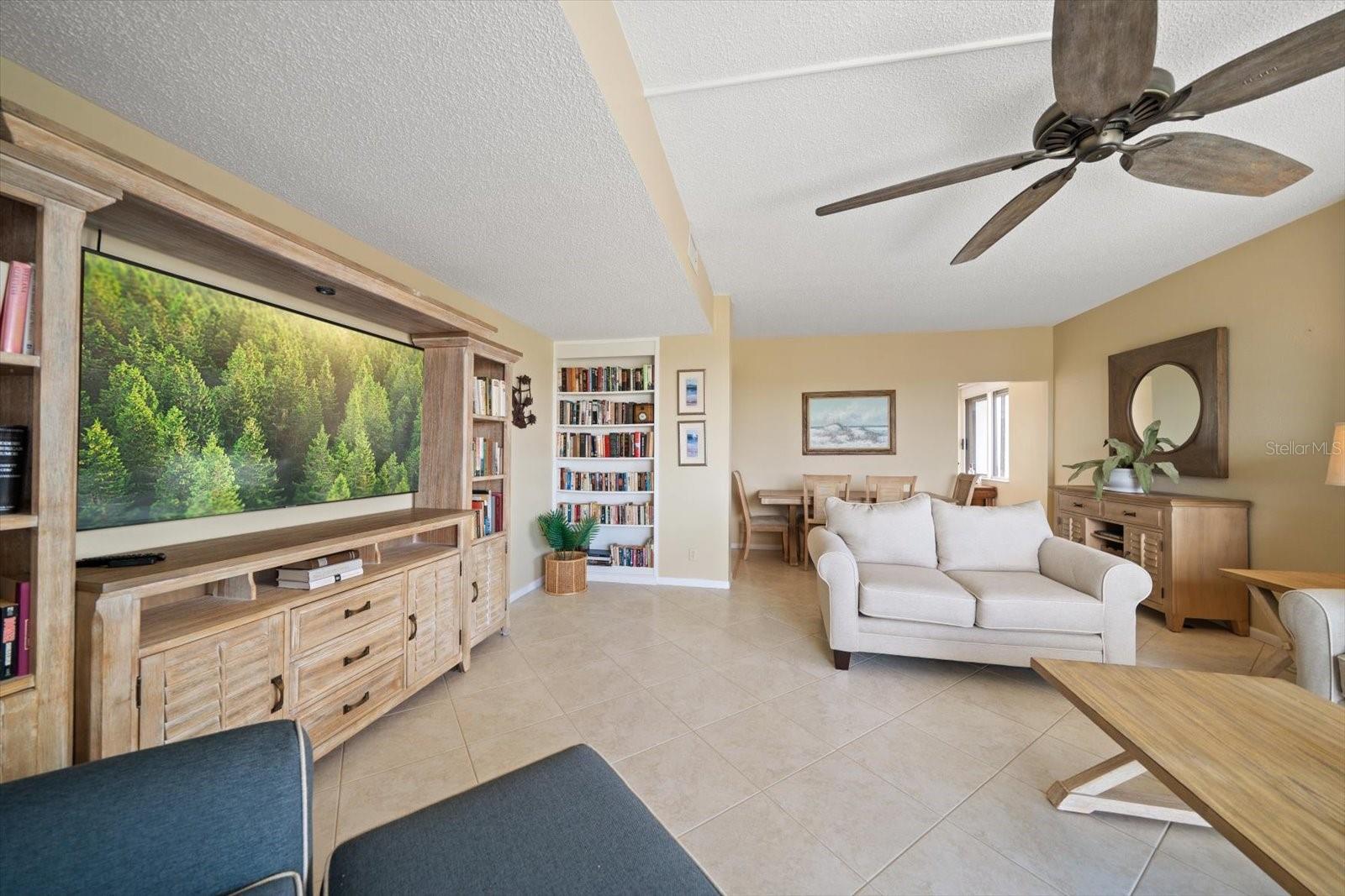 Image 10 of 57 For 4 Belleview Boulevard 507