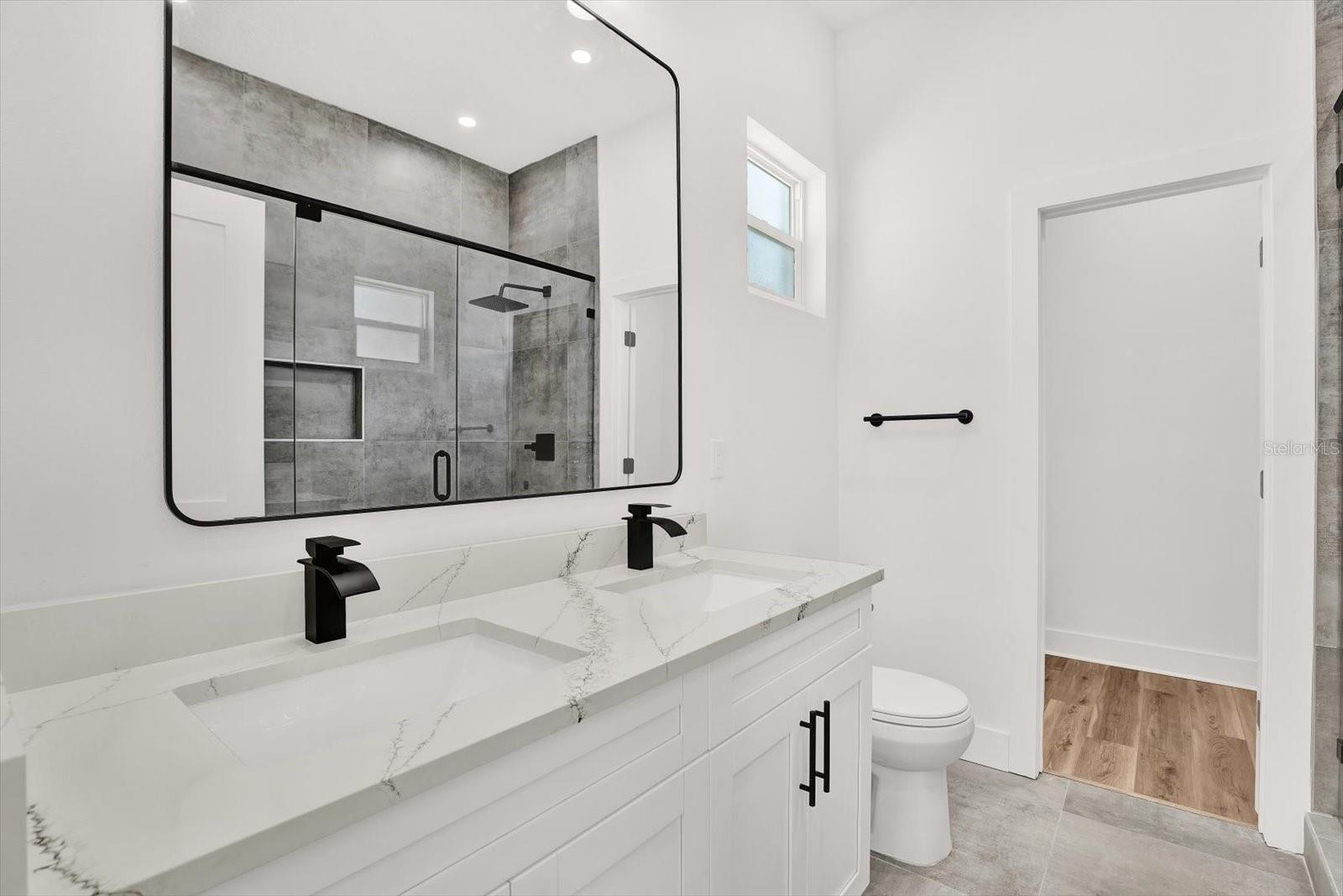 Image 20 of 36 For 6193 108th Avenue N