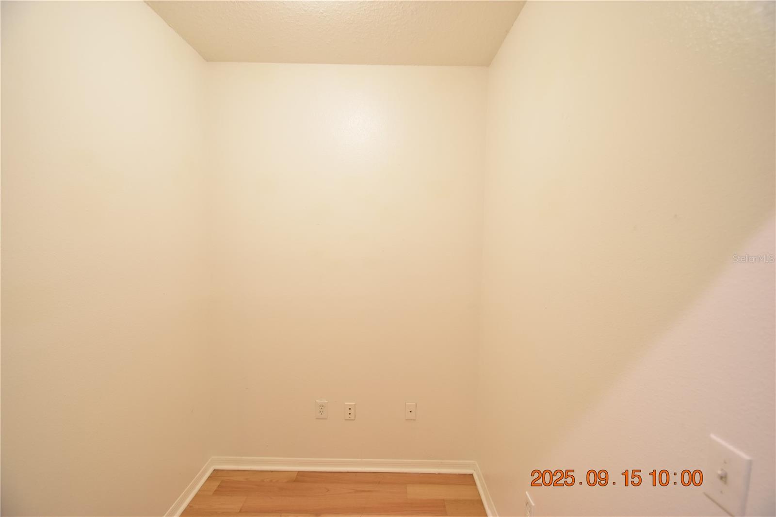 Image 11 of 49 For 1810 Palm Avenue 6201