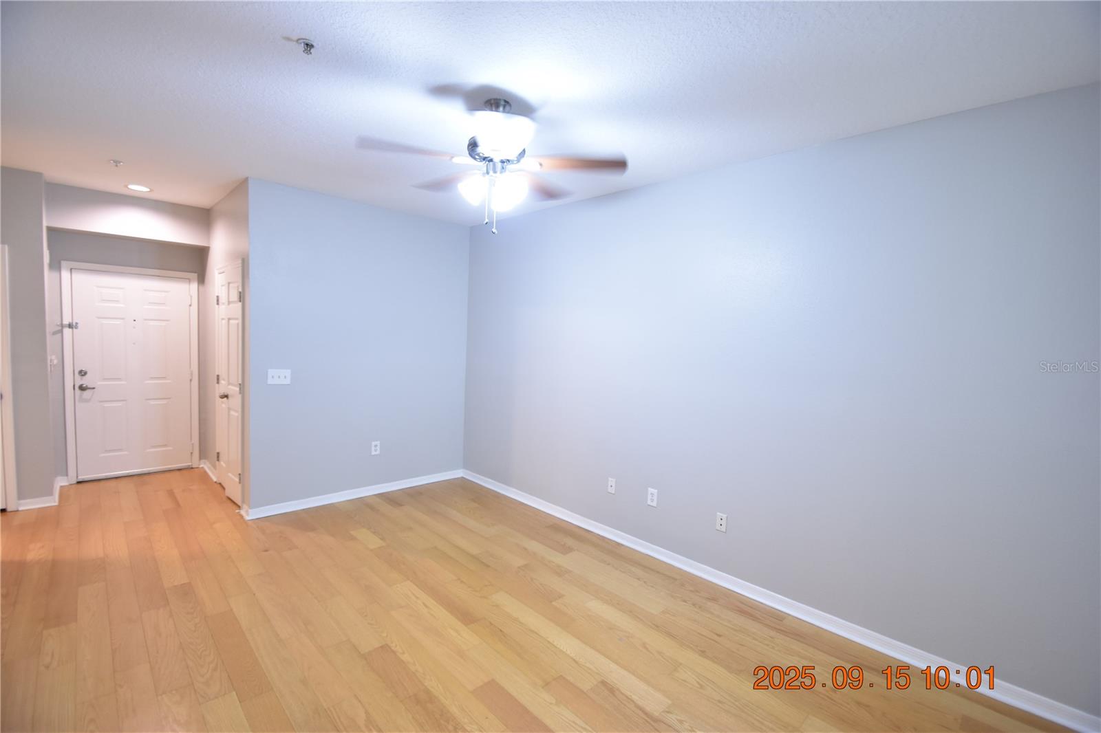 Image 15 of 49 For 1810 Palm Avenue 6201