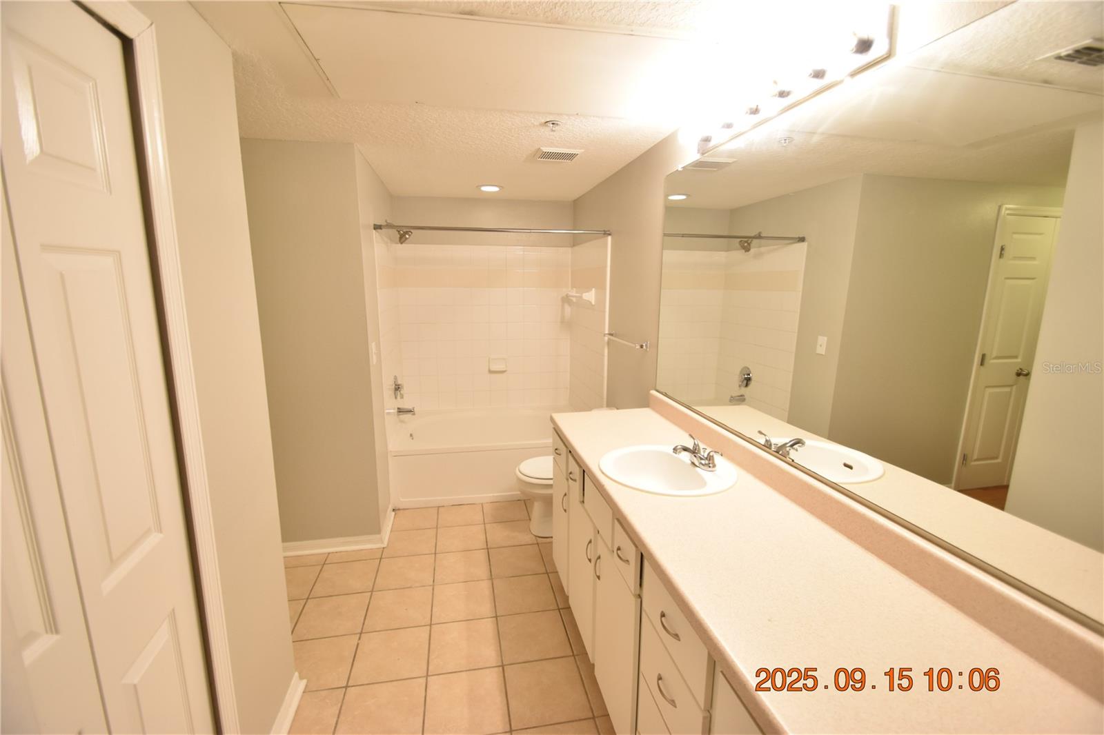 Image 31 of 49 For 1810 Palm Avenue 6201