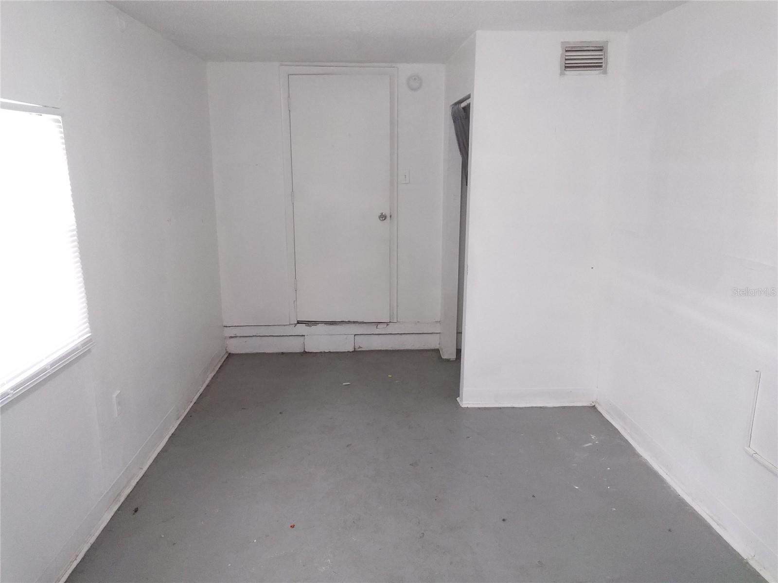 Image 10 of 18 For 3934 40th Avenue N