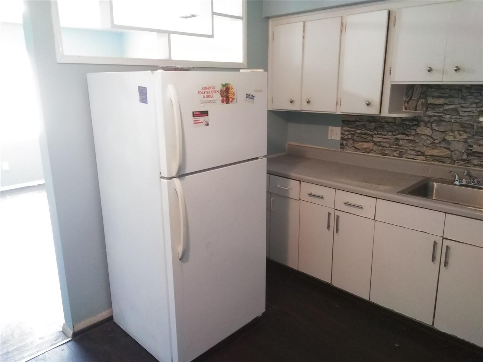 Image 7 of 18 For 3934 40th Avenue N