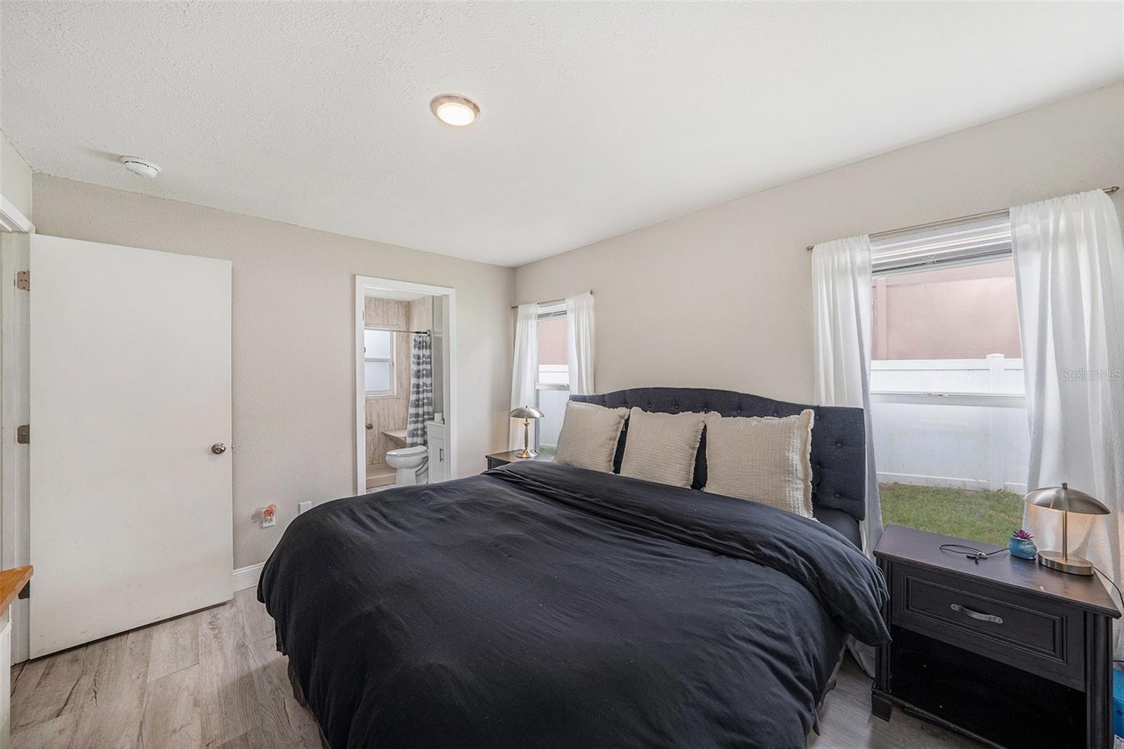 Image 21 of 30 For 4601 Copper Lane