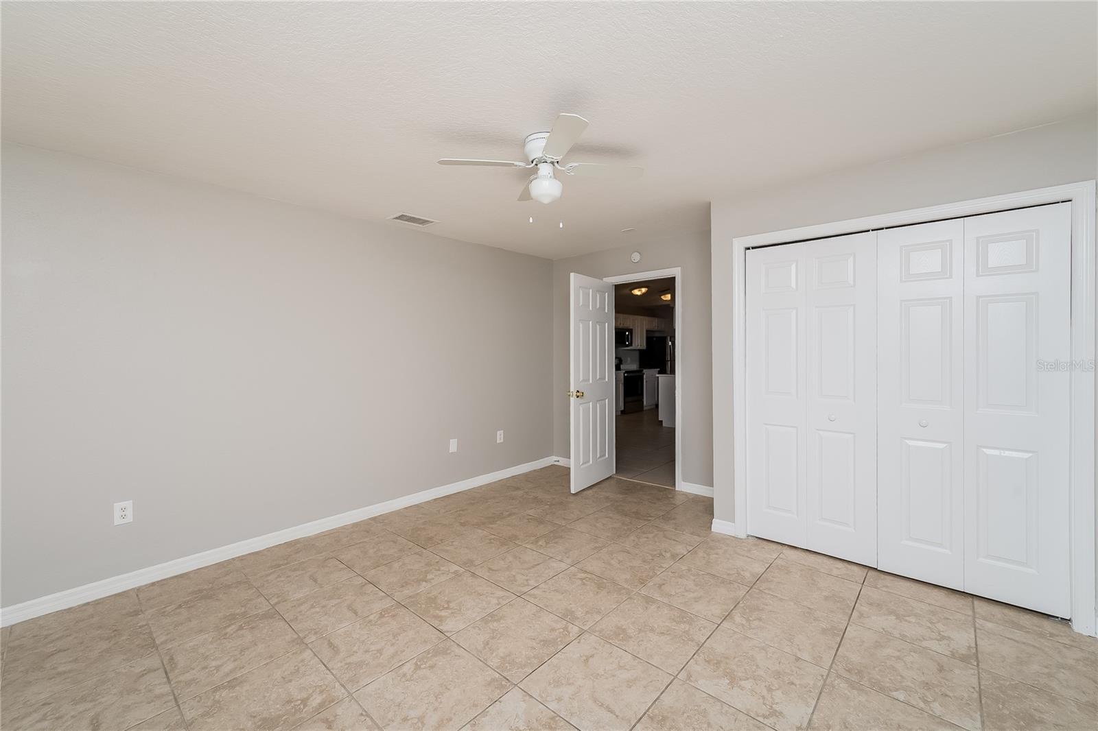 Image 12 of 16 For 828 Trina Lane