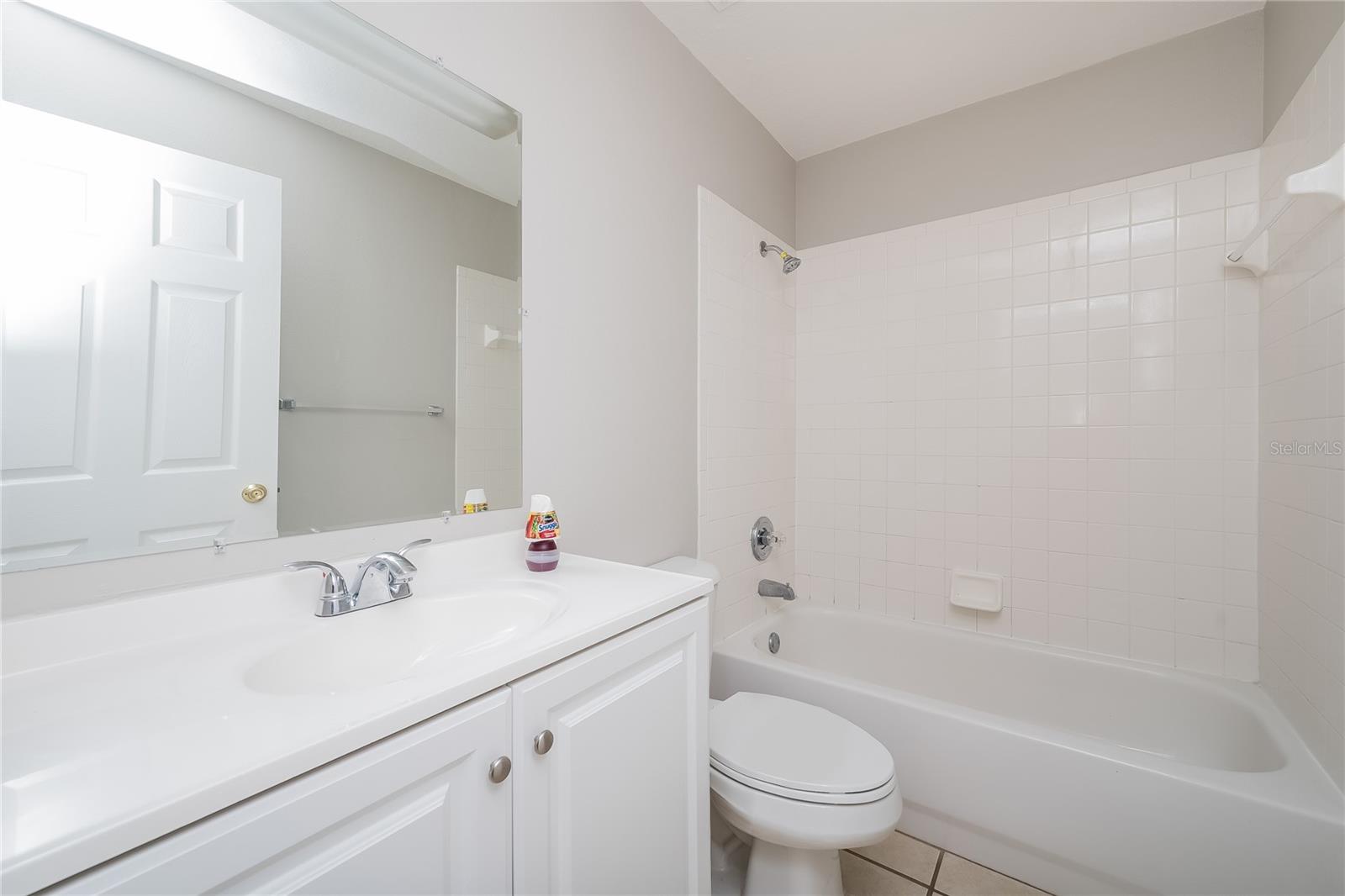Image 14 of 16 For 828 Trina Lane